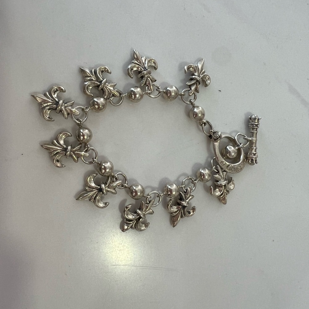 Vintage King baby charm bracelet